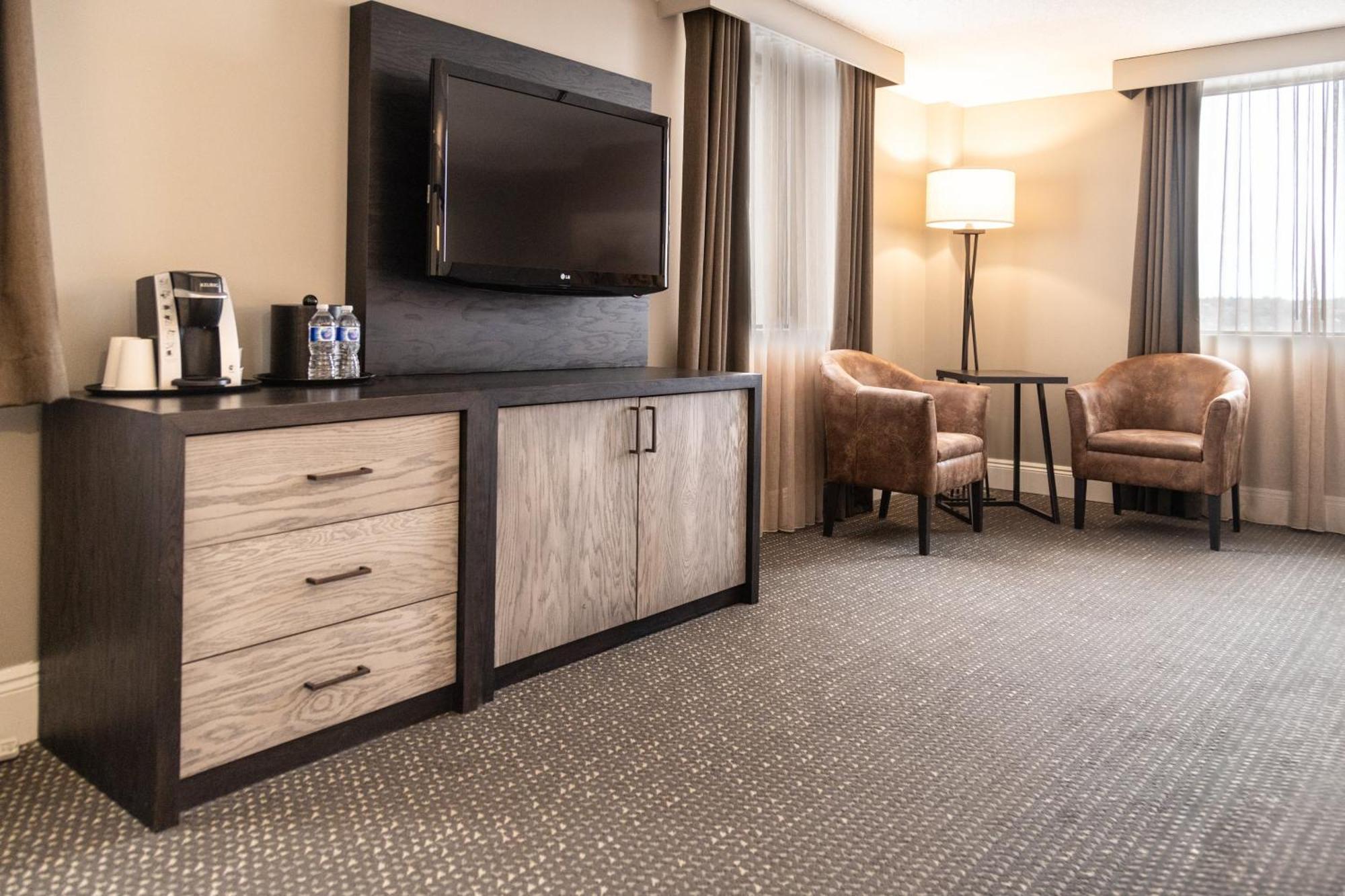 Crowne Plaza Fredericton Lord Beaverbrook By Ihg Экстерьер фото