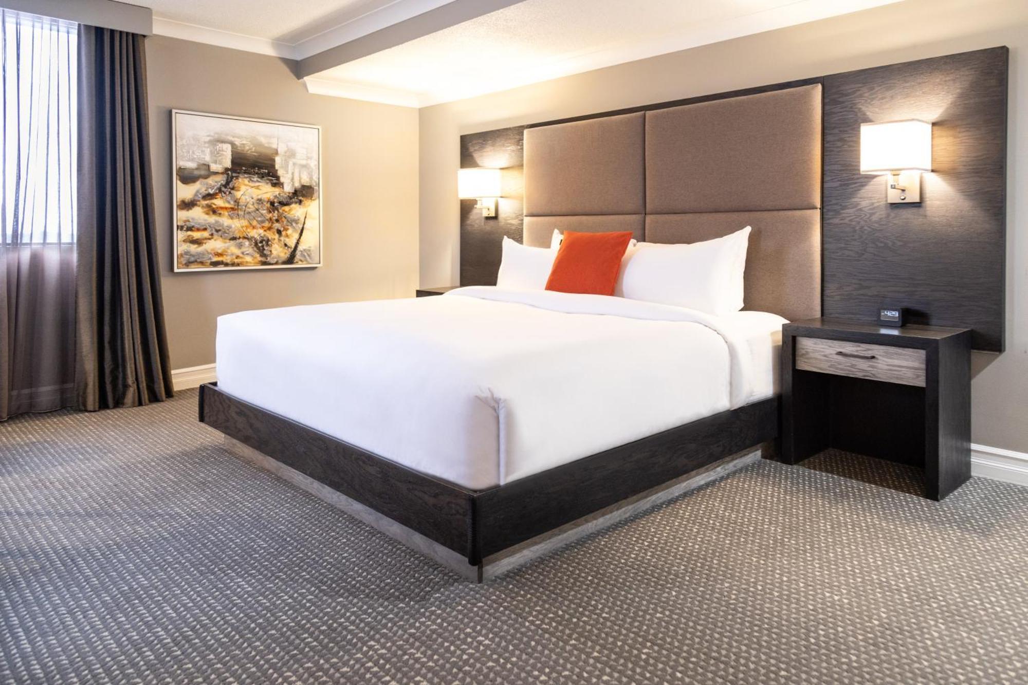 Crowne Plaza Fredericton Lord Beaverbrook By Ihg Экстерьер фото