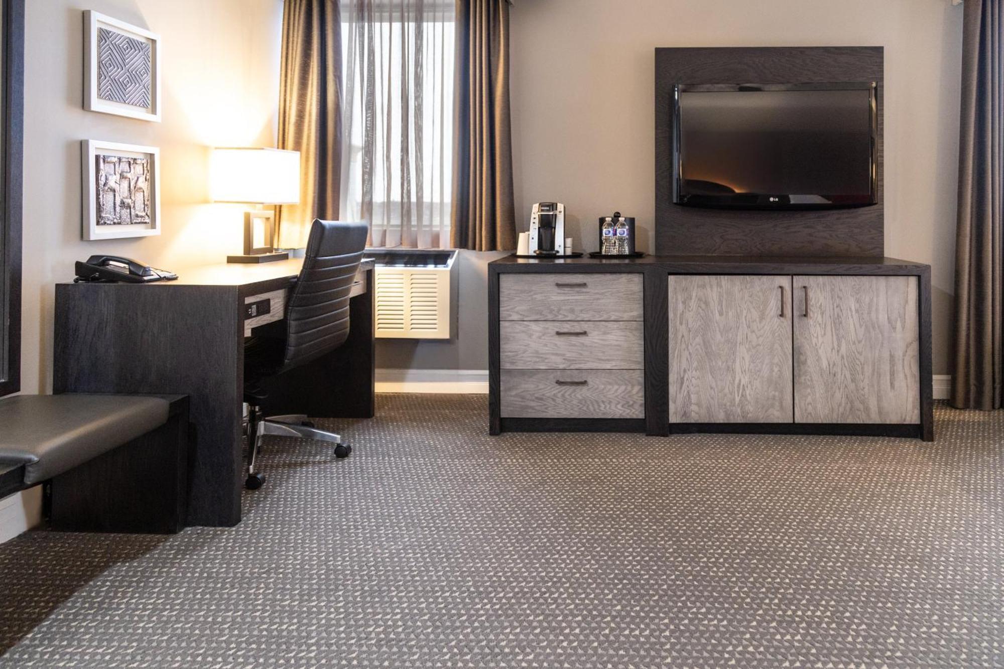 Crowne Plaza Fredericton Lord Beaverbrook By Ihg Экстерьер фото