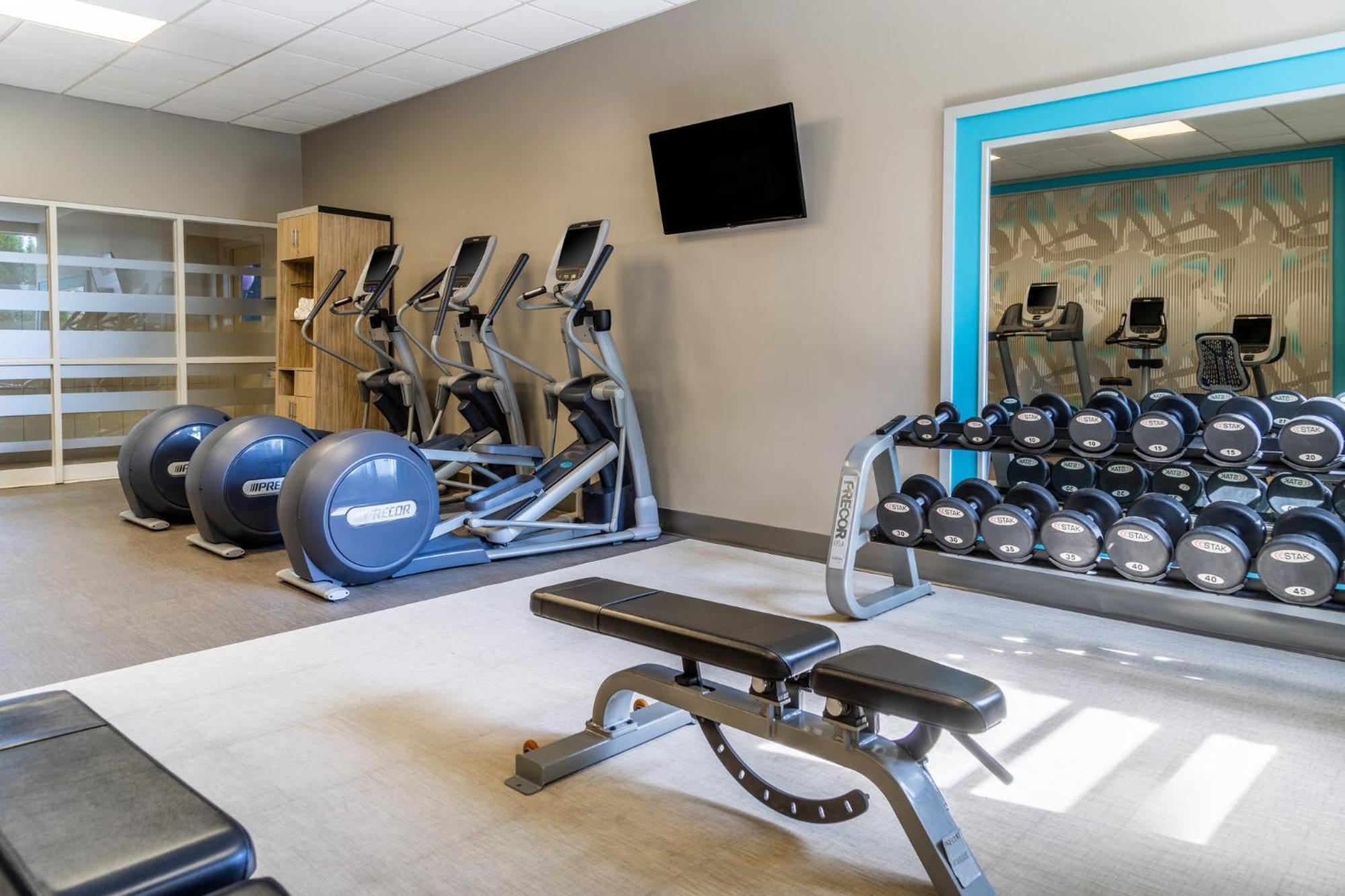 Crowne Plaza Fredericton Lord Beaverbrook By Ihg Экстерьер фото
